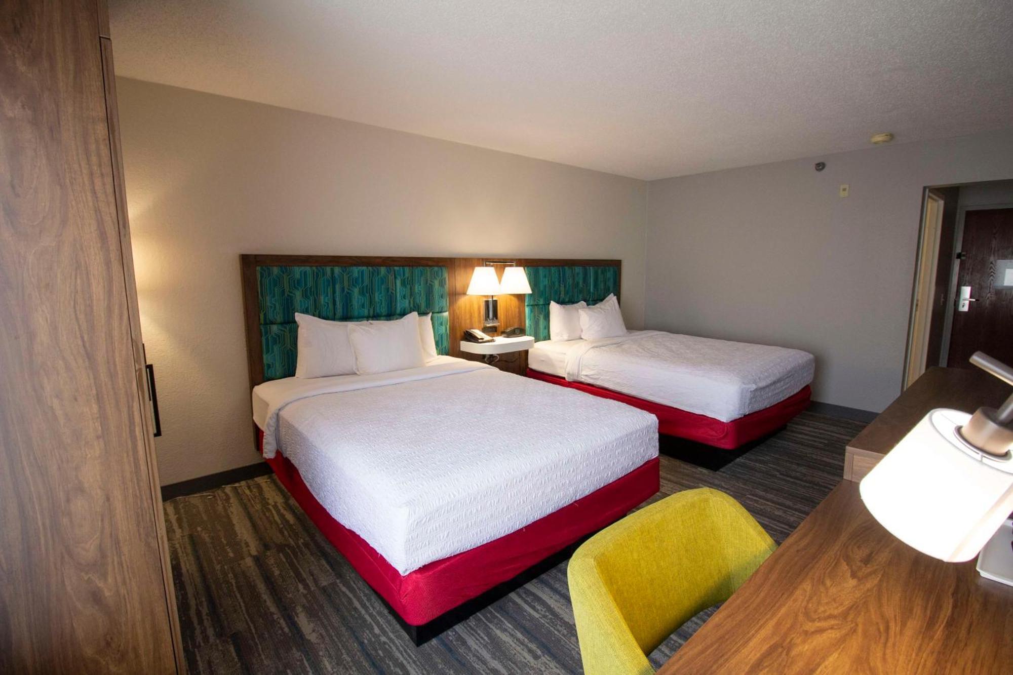 Hampton Inn Kent/Akron Area Kültér fotó