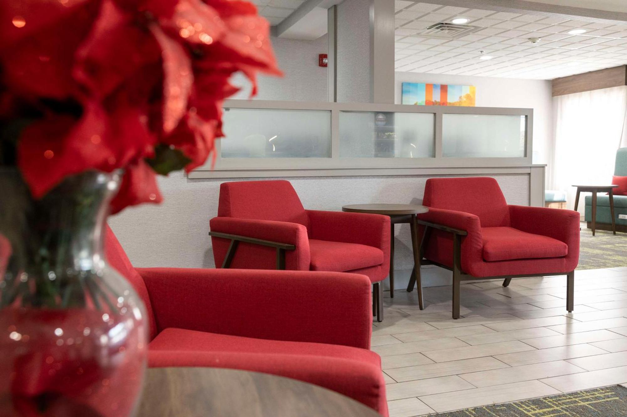 Hampton Inn Kent/Akron Area Kültér fotó