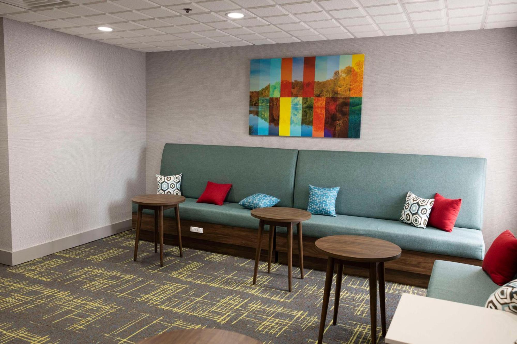 Hampton Inn Kent/Akron Area Kültér fotó